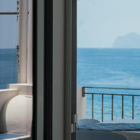 Archi Lejlighed Canneto (Lipari)