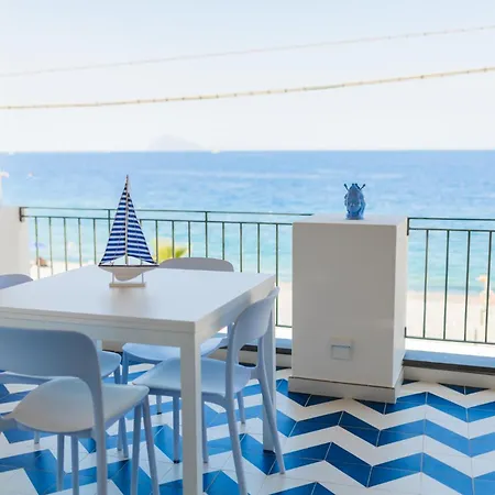 Archi Lejlighed Canneto (Lipari)