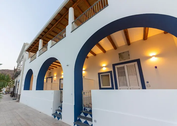 Archi * Canneto (Lipari)